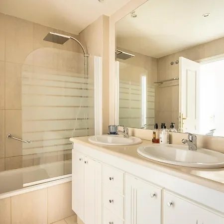 Terrazas Del Duque Sunset *